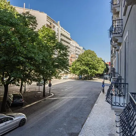 Apartment Luxury Casal Ribeiro I By Innkeeper *